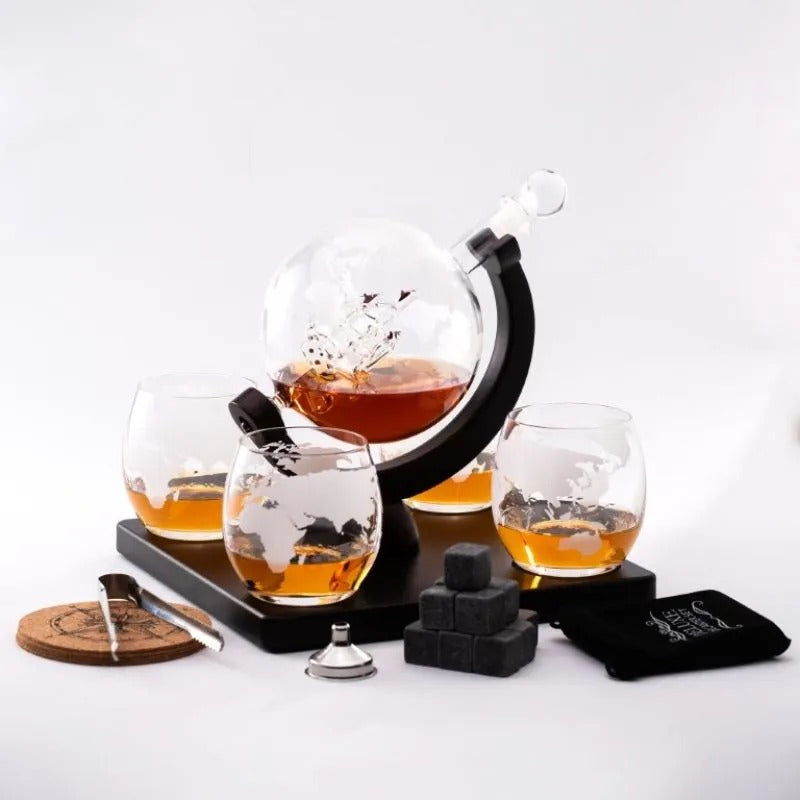 Set Decantor Whisky cu Accesorii si 4 Pahare Evoora NoirSpirits